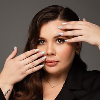 Logótipo de Mel's Nails Boutique — Beleza & Bem-estar em Montijo